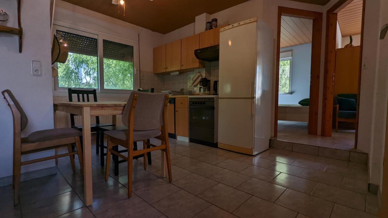 Moustaki Apartment Керамоти Екстериор снимка