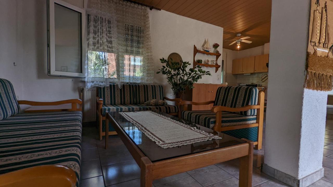 Moustaki Apartment Керамоти Екстериор снимка