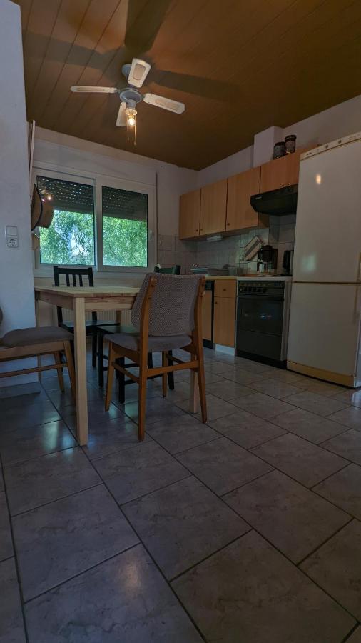 Moustaki Apartment Керамоти Екстериор снимка